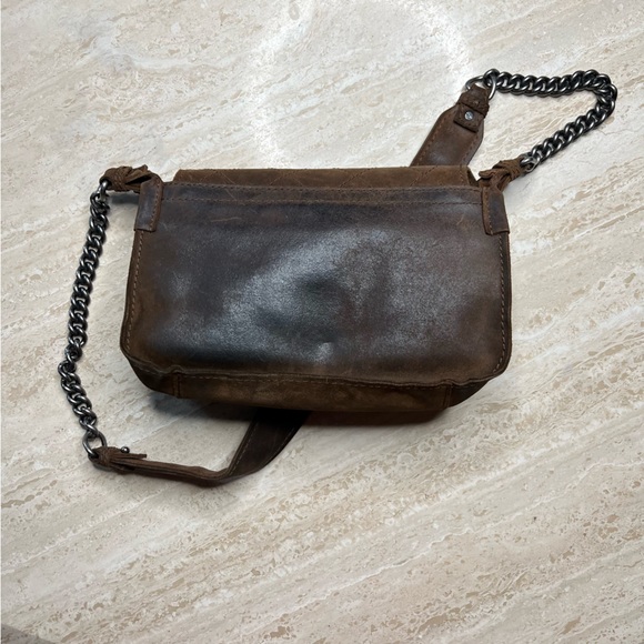 SOLD // 😭Chanel Medium/Large Highlander Messenger Bag Brown (2013) - Picture 6 of 8